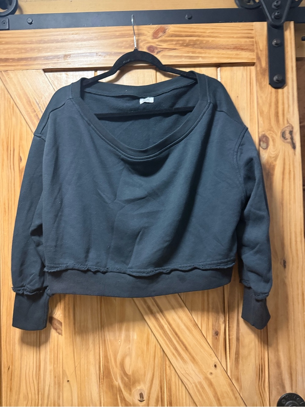Cotton On Black Cropped Crew Sweatshirt